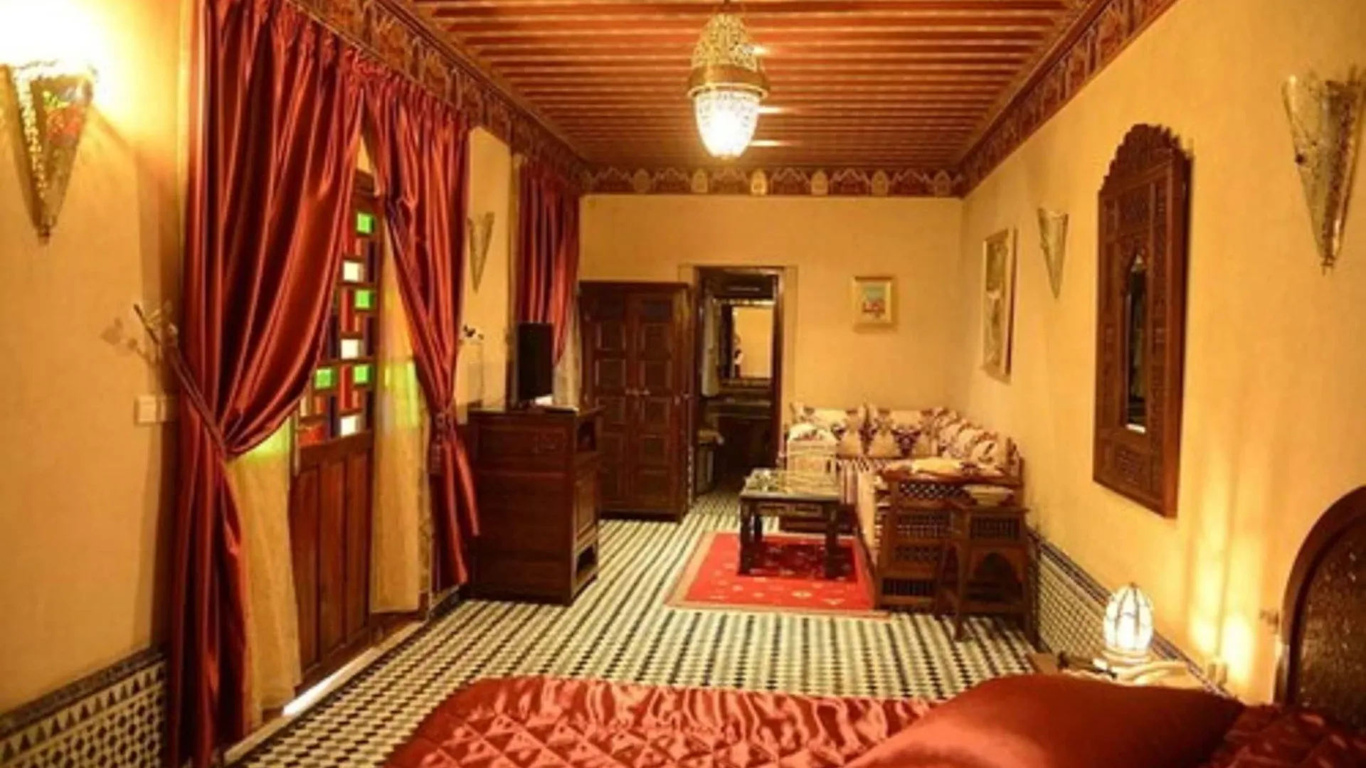 Riad El Yacout Φεζ