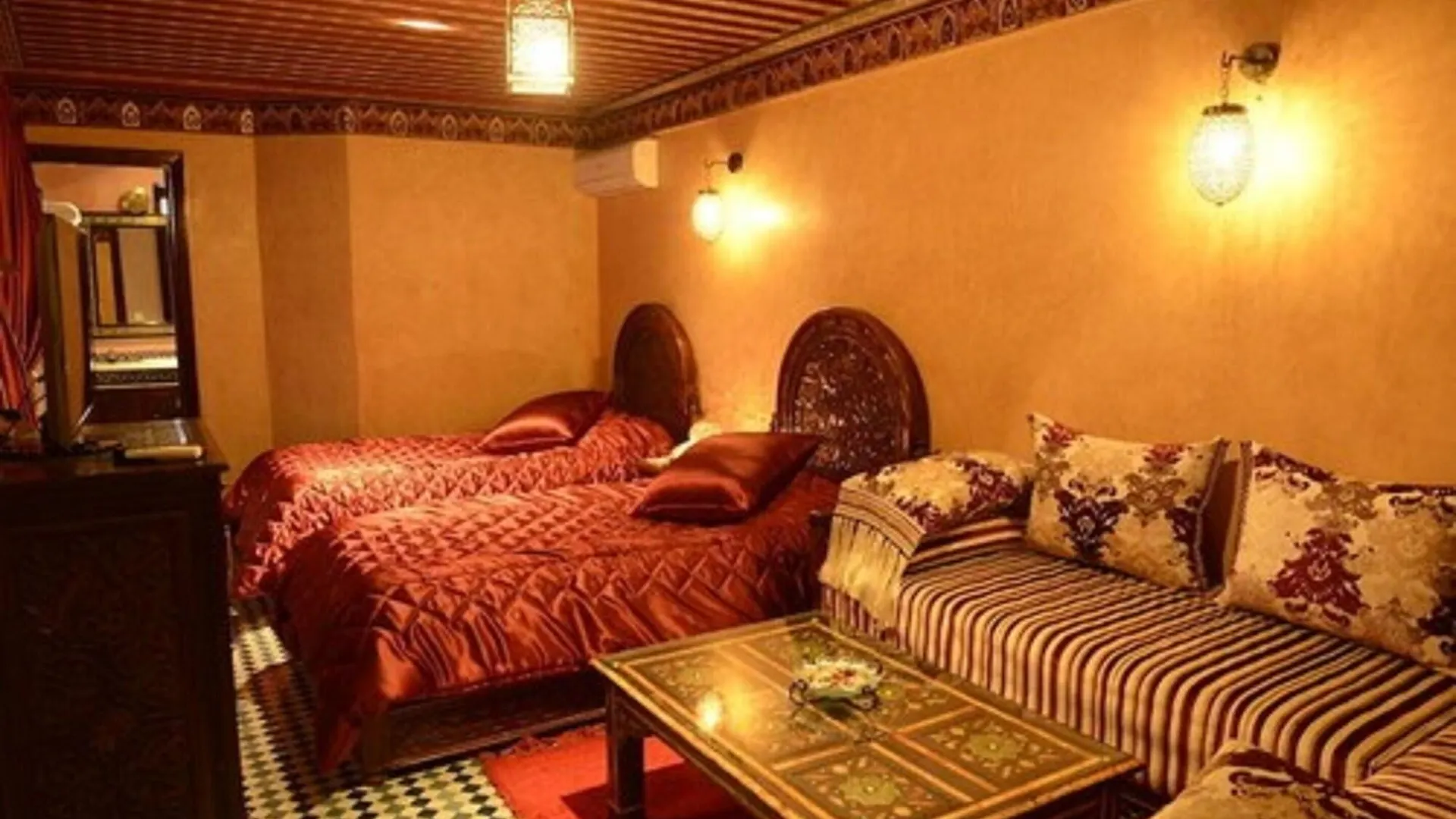 Riad El Yacout Φεζ