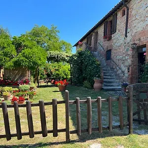 https://casale-le-querce.it-tuscanyhotel.com